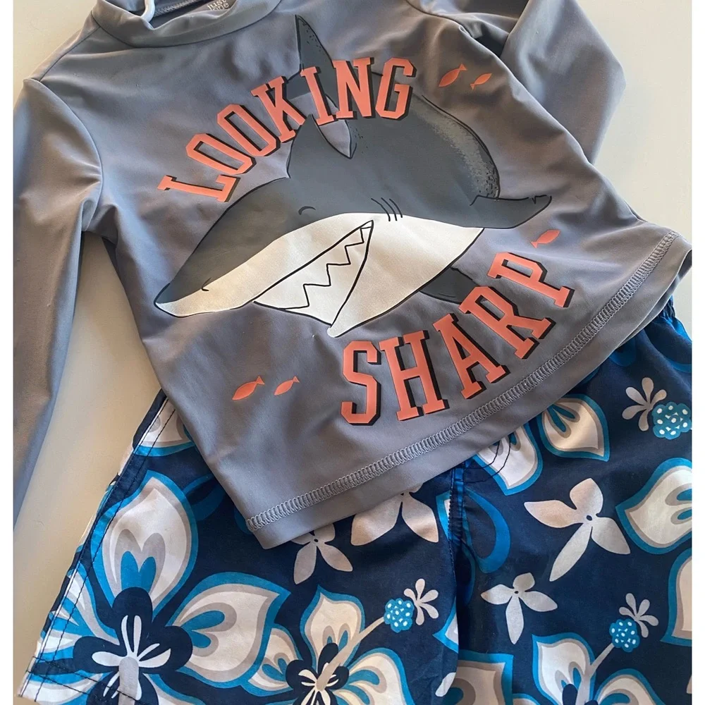 Rashguard & Swim Trunks